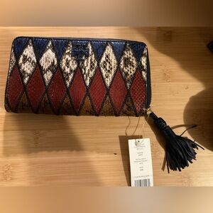 Tory Burch Taylor Zip Continental Wallet in Royal Navy Snake Print